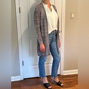 Cardigan - Ann Taylor - size M - navy & white - excellent check ndition.